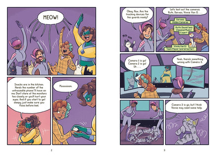Katie the Catsitter 3: Secrets and Sidekicks: (A Graphic Novel)