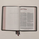 NKJV, Thinline Reference Bible, Large Print, Premium Goatskin Leather, Green, Premier Collection, Red Letter, Comfort Print