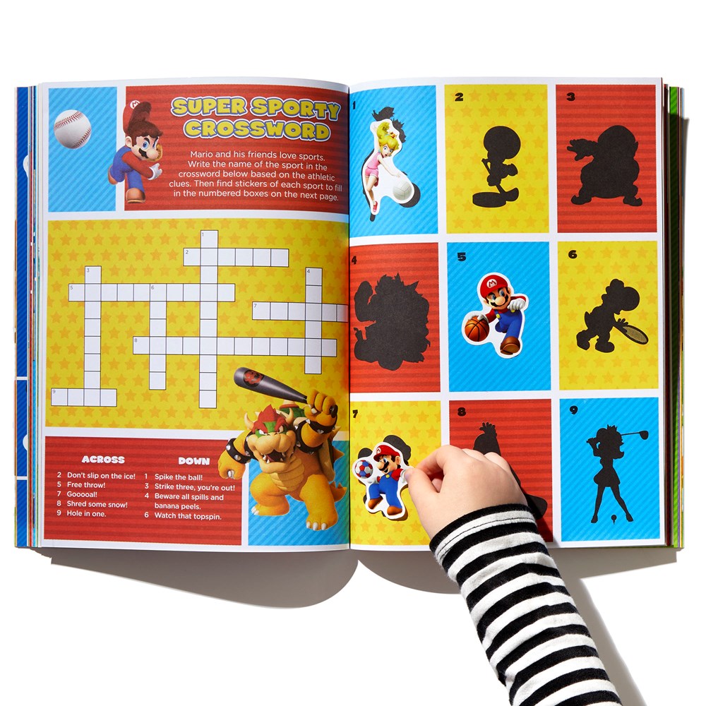 Super Mario Official Sticker Book (Nintendo(r)): Over 800 Stickers!