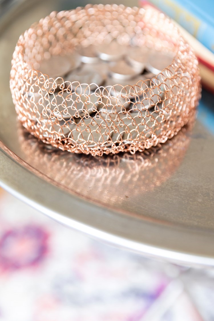 The Weaving Explorer