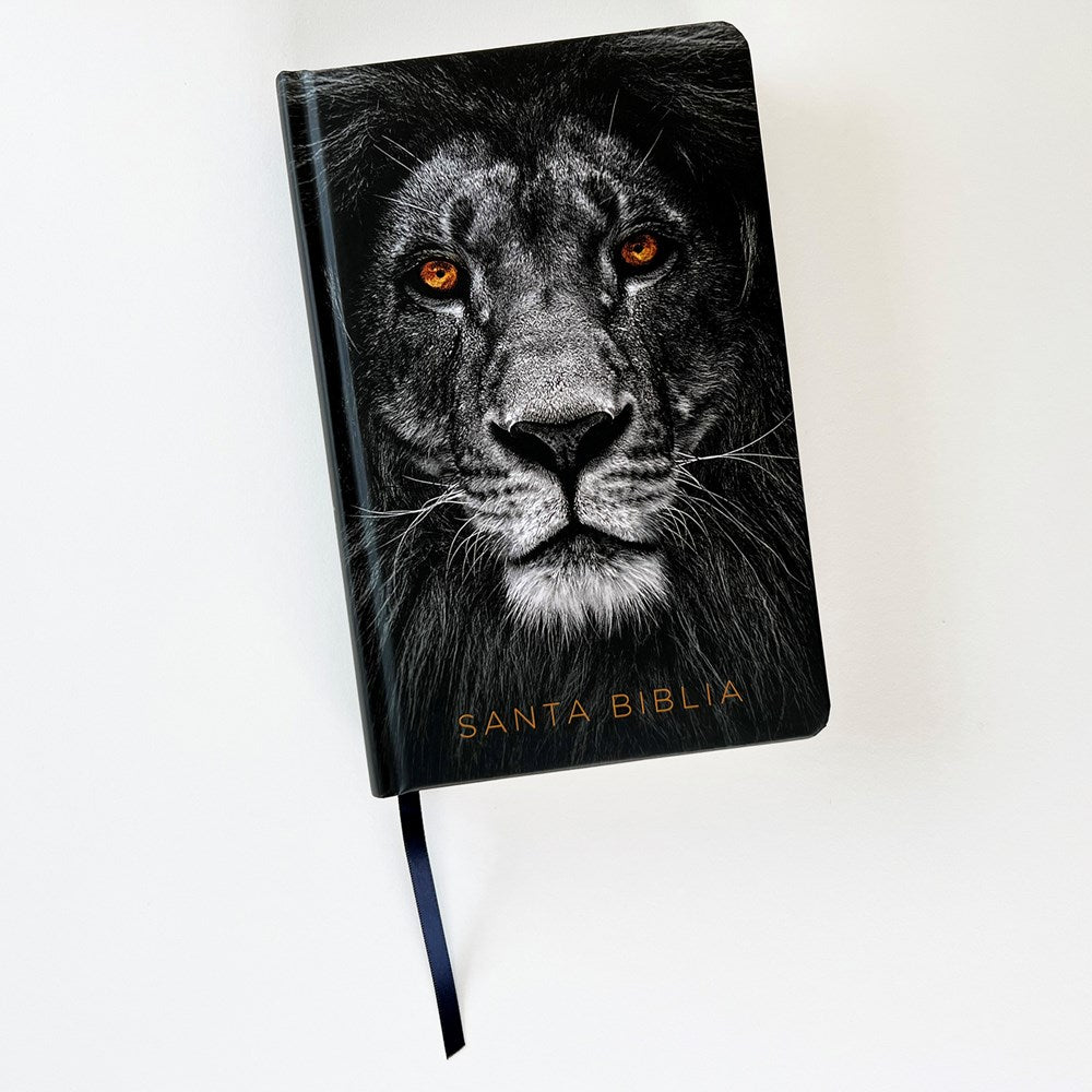 Biblia RVR 1960 letra grande tamaño manual, tapa dura León de Juda con índice / Spanish Bible RVR 1960 Handy Size Large Print Hardcover Lion of Judah with In (Spanish Edition)