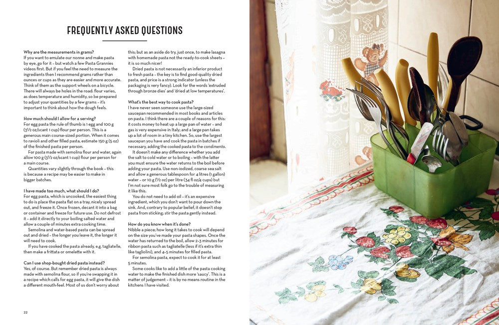 Pasta Grannies: The Official Cookbook: The Secrets of Italy's Best Home Cooks