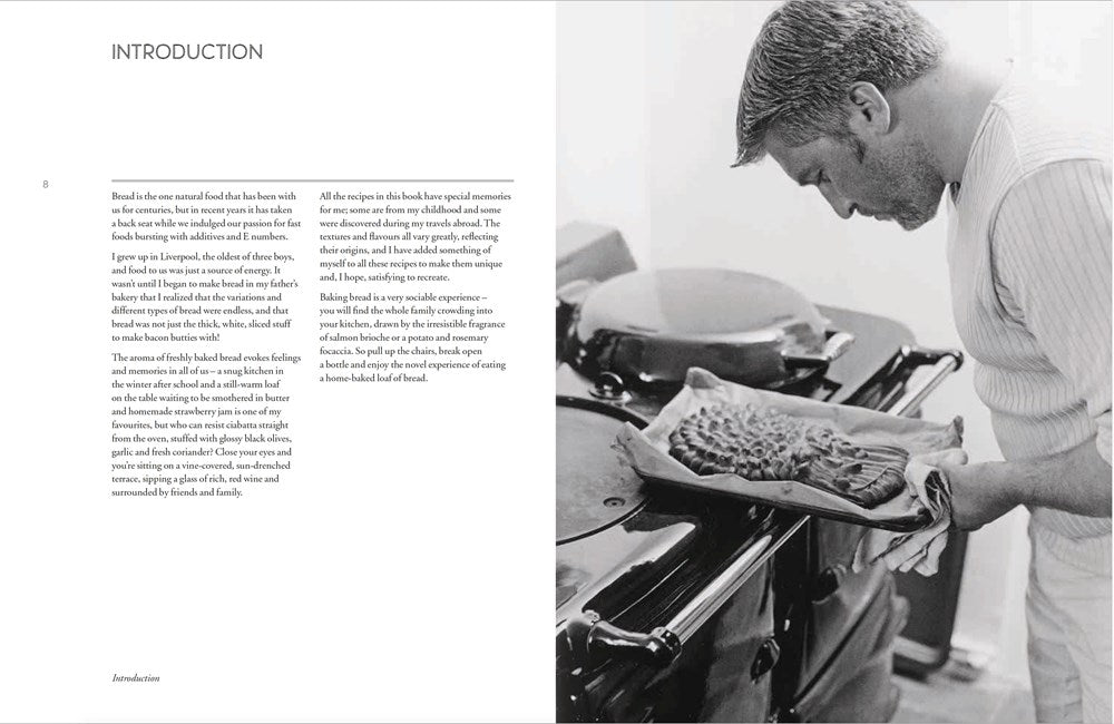 Paul Hollywood 100 Great Breads: The Original Bestseller