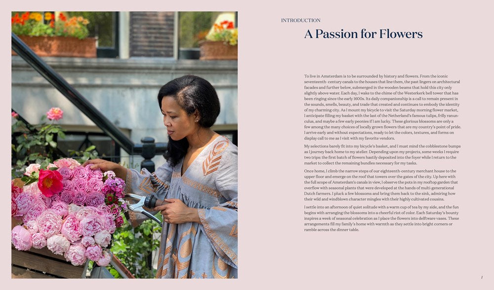 A Sweet Floral Life: Romantic Arrangements for Fresh and Sugar Flowers [A Floral Décor Book]